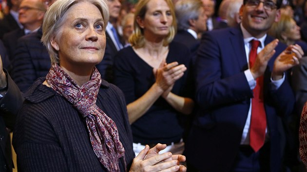 Manelka francouzskho kandidta na prezidenta Penelope Fillonov. (25.11. 2016)