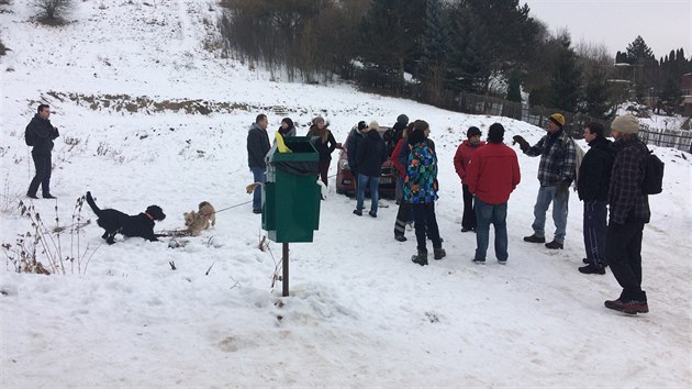 Dobrovolnci ptraj po zmizel Michaele Patricii Muzikov (28. ledna 2017).