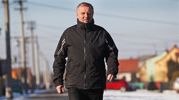 Starosta Dolní Lutyně na Karvinsku Pavel Buzek říká, že stejně špatné ovzduší je i v okolí místní části Věřňovice. Jen tam nemají měřící stanici.