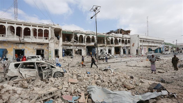 V somlsk metropoli Mogadio zatoili ozbrojenci hnut abb na hotel Dayah (25. ledna 2017)