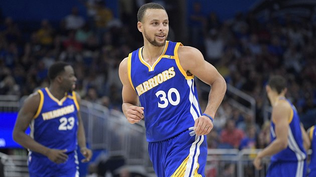 Stephen Curry z Golden State je spokojen, jeho tm uspl v Orlandu.