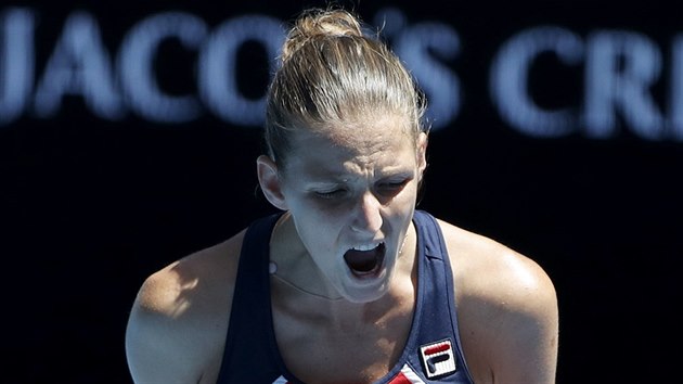 Karolna Plkov se ve tvrtfinle Australian Open raduje z povedenho deru.