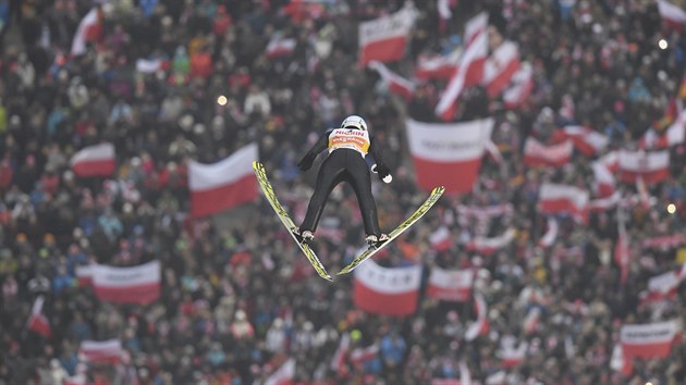 Polsk skokan na lych Kamil Stoch na zvodu ve Willingenu