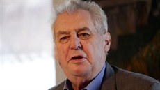 Prezident Miloše Zeman se sešel na Slováckém statku na Hodonínsku se členy své... Prezident Miloše Zeman se sešel na Slováckém statku na Hodonínsku se členy své...