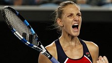 Karolína Plíková se raduje z vydeného postupu do osmifinále Australian Open.