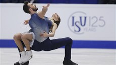 Francouzský tanení pár Gabriella Papadakisová a Guillaume Cizeron vybojoval v...