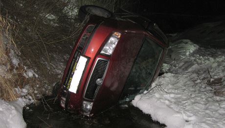 Tragická dopravní nehoda u Zdchova na Vsetínsku.