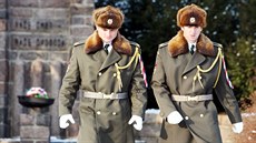 Kladení věnců u památníku Zámeček. Město Pardubice spolu s dalšími partnery ho... Kladení věnců u památníku Zámeček. Město Pardubice spolu s dalšími partnery ho...