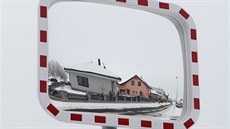 Jihlava se nyní rozšiřuje do polí k Hybrálci. Vznikla tam i Šlezingerova ulice. Jihlava se nyní rozšiřuje do polí k Hybrálci. Vznikla tam i Šlezingerova ulice.