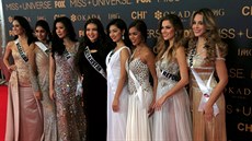 Soutící Miss Universe 2016 - druhá zprava eská Miss 2016 Andrea Bezdková...