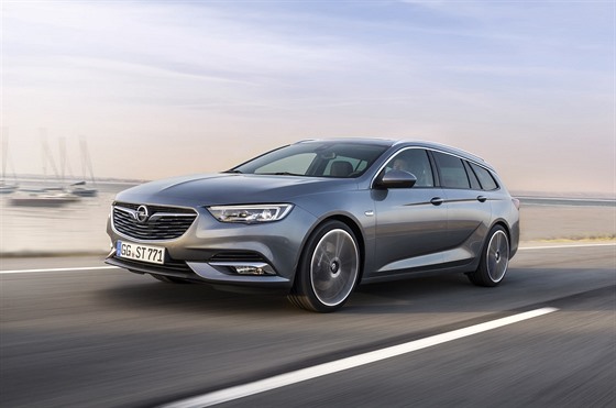 Na autosalon do enevy, který startuje v úterý 7. bezna, pipravuje Opel svtovou premiéru nové generace stejního modelu Insignia.