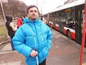 Nevidomý Vladimír Patera má MHD zdarma, pesto elí exekucím kvli jízd naerno