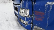 idi modrého kamionu s návsem na konci ledna pi jízd ve snhu na D2 ztratil...