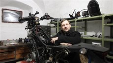 Tomáš Holcner je novým farářem v Jaroměřicích nad Rokytnou. Kromě toho ale dělá... Tomáš Holcner je novým farářem v Jaroměřicích nad Rokytnou. Kromě toho ale dělá...