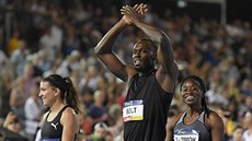 Usain Bolt s dalšími členkami svého týmu Jennou Prandiniovou a Jenebou... Usain Bolt s dalšími členkami svého týmu Jennou Prandiniovou a Jenebou...