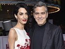 George Clooney a jeho manelka  Amal (Los Angeles, 1. února 2016)