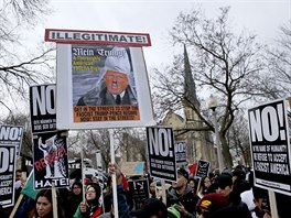 Protesty proti Trumpov imigran politice v Chicagu (16. nora 2017)