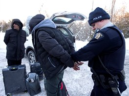 Policie zatk mladho Jemence pot, co pekroil hranici Kanady. (15.2.2017)