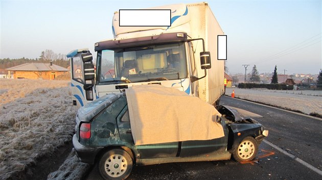 Tragick dopravn nehoda se stala nedaleko eskch Budjovic na hlavnm tahu k rakouskm hranicm.