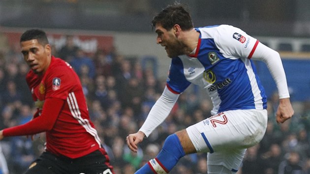 tonk Blackburnu Danny Graham dv gl Manchesteru United.