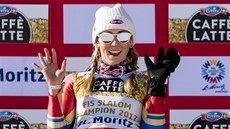TAK JSEM ZASE VYHRÁLA. Mikaela Shiffrinová se ve Svatém Mořici stala potřetí za... TAK JSEM ZASE VYHRÁLA. Mikaela Shiffrinová se ve Svatém Mořici stala potřetí za...