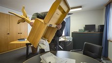 Švýcaři v referendu schválili návrh na zjednodušení procedury naturalizace pro... Švýcaři v referendu schválili návrh na zjednodušení procedury naturalizace pro...