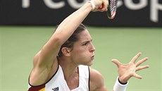 Německá tenistka Andrea Petkovicová v utkání Fed Cupu proti americkému výběru. Německá tenistka Andrea Petkovicová v utkání Fed Cupu proti americkému výběru.