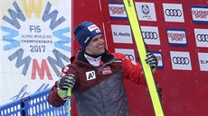 Rakouský lya Roland Leitinger se raduje ze stíbra v obím slalomu na MS v e...