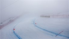 MLHA, JEŽ BY SE DALA KRÁJET. Momentka ze Svatého Mořice, kvůli mlze byl sjezd... MLHA, JEŽ BY SE DALA KRÁJET. Momentka ze Svatého Mořice, kvůli mlze byl sjezd...