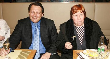 Jií Paroubek s bývalou manelkou Zuzanou jet v dob, kdy byli manelé (21.3.2007)