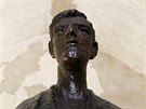 Kovová plastika pro pátera Josefa Toufara. Její autor, uznávaný sochař Olbram... Kovová plastika pro pátera Josefa Toufara. Její autor, uznávaný sochař Olbram...