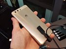 Huawei P10 Plus na veletrhu MWC v Barcelon