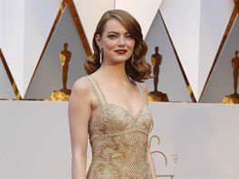 Emma Stone a její model Givenchy (Hollywood, 26. února 2017)