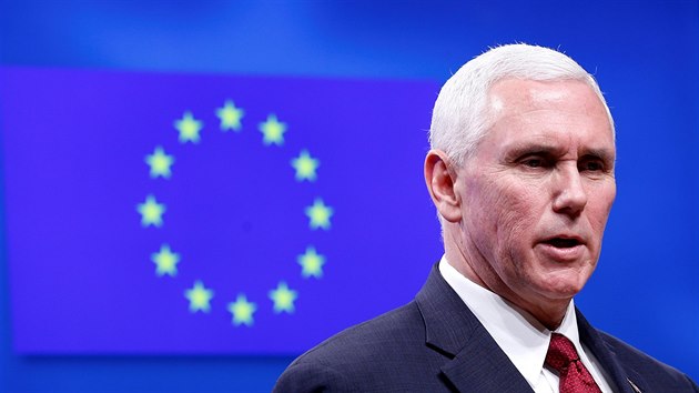 Americk viceprezident Mike Pence v Bruselu. (20. 2. 2017)