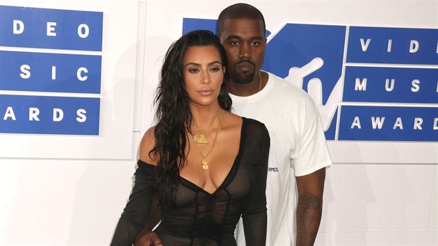 Klienti a ptel slavn stylistky - Kim Kardashianov a jej manel Kanye West.