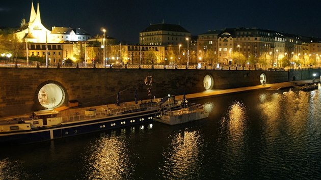 Jet letos zanou vznikat nov toalety, ale i kavrny a galerie na nplavce pod Ranovm nbem (28.2.2017)