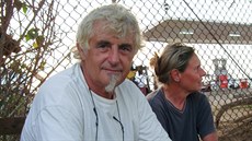 Jürgen Kantner se svojí enou Sabine Merzovou v Somálsku. Archivní snímek z...