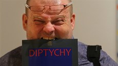 Chebský rodák Ladislav Šolc zaujal svými Diptychy, dvojicemi fotek s příběhem v... Chebský rodák Ladislav Šolc zaujal svými Diptychy, dvojicemi fotek s příběhem v...