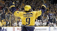 Filip Forsberg (ve žlutém) slaví svůj hattrick proti Coloradu. Filip Forsberg (ve žlutém) slaví svůj hattrick proti Coloradu.