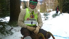 Na saně usedl i starosta Smržovky Marek Hotovec. Na saně usedl i starosta Smržovky Marek Hotovec.