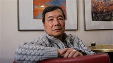 Hoa Doan už má víc přátel mezi Čechy, rád s nimi zajde na víno. Pro obchodování... Hoa Doan už má víc přátel mezi Čechy, rád s nimi zajde na víno. Pro obchodování...