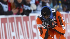 Venezuelský bec na lyích Adrian Solano v kvalifikaci sprintu na mistrovství...