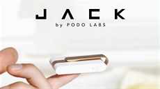 Adaptér s názvem JACK pro bezdrátový přenos zvuku do vašich sluchátek. Adaptér s názvem JACK pro bezdrátový přenos zvuku do vašich sluchátek.