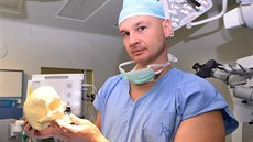 Neurochirurg z ústecké Masarykovy nemocnice Aleš Hejčl. Neurochirurg z ústecké Masarykovy nemocnice Aleš Hejčl.