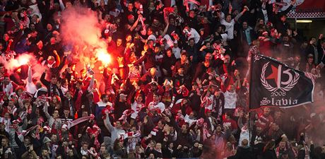 Fanouci Slavie jsou v posledních týdnech a msících v euforii.