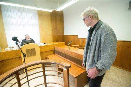 Marcel Kerou u kromíského soudu.
