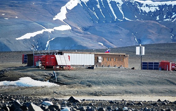 Základní stanice Johanna Gregora Mendela, z ní vdci Masarykovy univerzity objevují Antarktidu u více ne deset let.