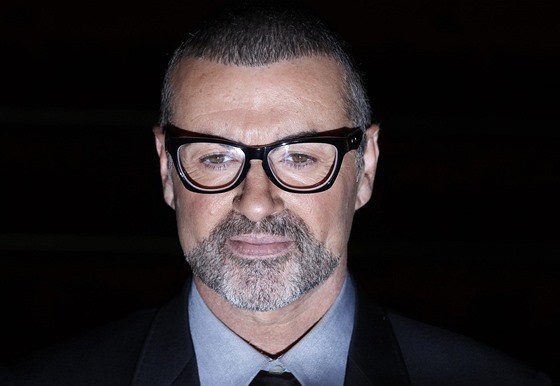 George Michael (Londýn, 11. kvtna 2011)