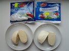 Sýr mozarella. Rozdíly v textue výrobku. Rakouský sýr (vpravo) byl prunjí,...