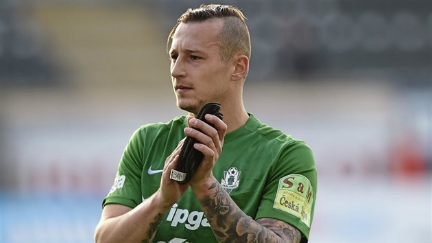 PREMIRA. tonk Adam Zrek, kter nos nezvykl slo 99, nastoupil v esk lize za Jablonec poprv v sobotu proti Bohemians.